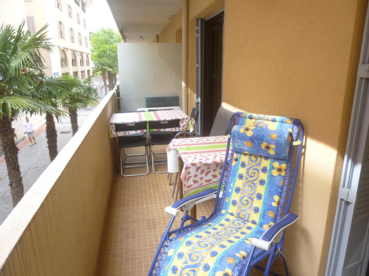 SANARY - Zone piétonne - GARAGE - CLIM - 2 chambres 4 à 6 personnes - WIFI Exterior foto